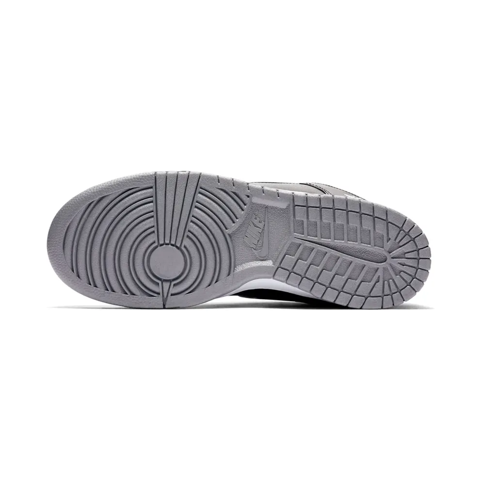 Nike SB Dunk Low Supreme Jewel Swoosh Silver Metallic Silver/Metallic Silver-Black (CK3480-001)
