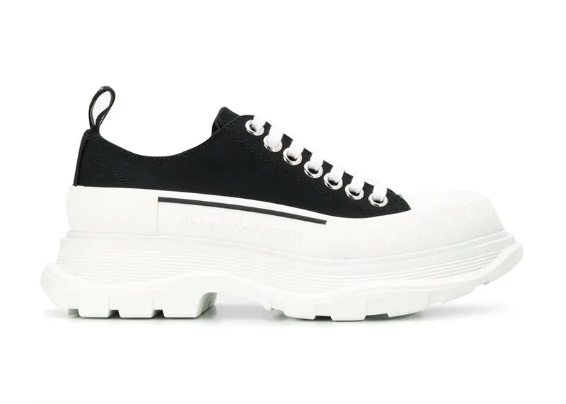 Alexander McQueen Tread Slick Low Lace Up Black White (604257 W4L32 1070)