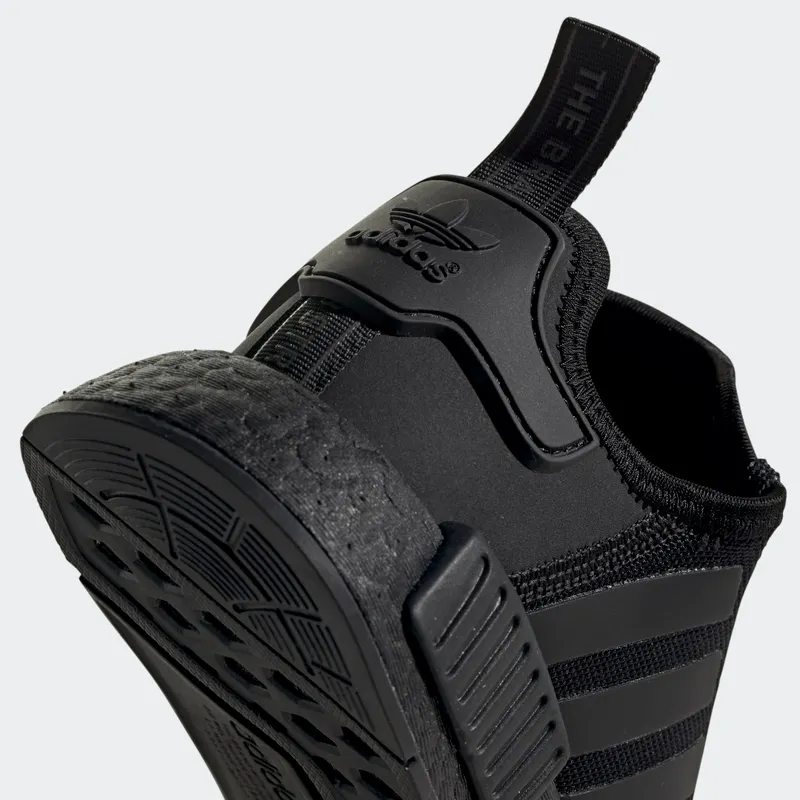 adidas NMD_R1 Core Black / Core Black / Grey Six (FX8777)