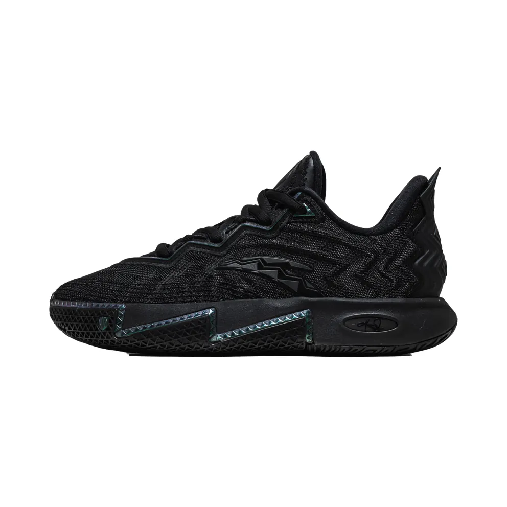 Anta Kai 2 “Triple Black” (8125C1111S-3)