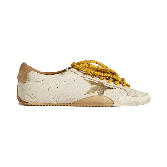 Golden Goose True Star Sneakers aus Wildleder – Nude (GMF00922F007385)