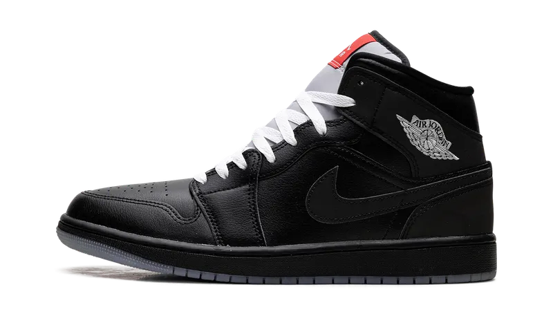Jordan 1 Mid SE “Black Metallic Reimagined” (HV5177-010)