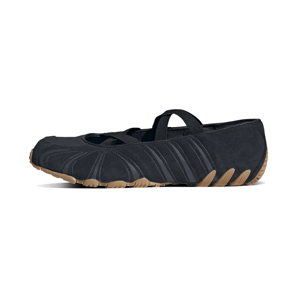 adidas Ghost Sprint Ballet “Black/Gum” – “Schwarz” (KI7740)