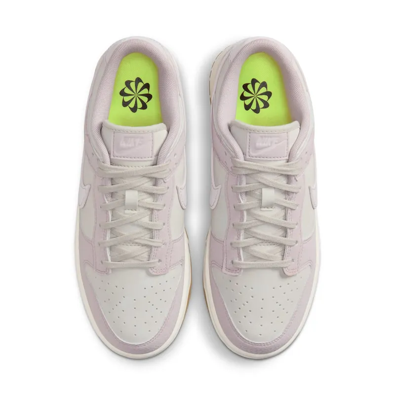 Nike Dunk Low “Platinum Violet” (FN6345-001)