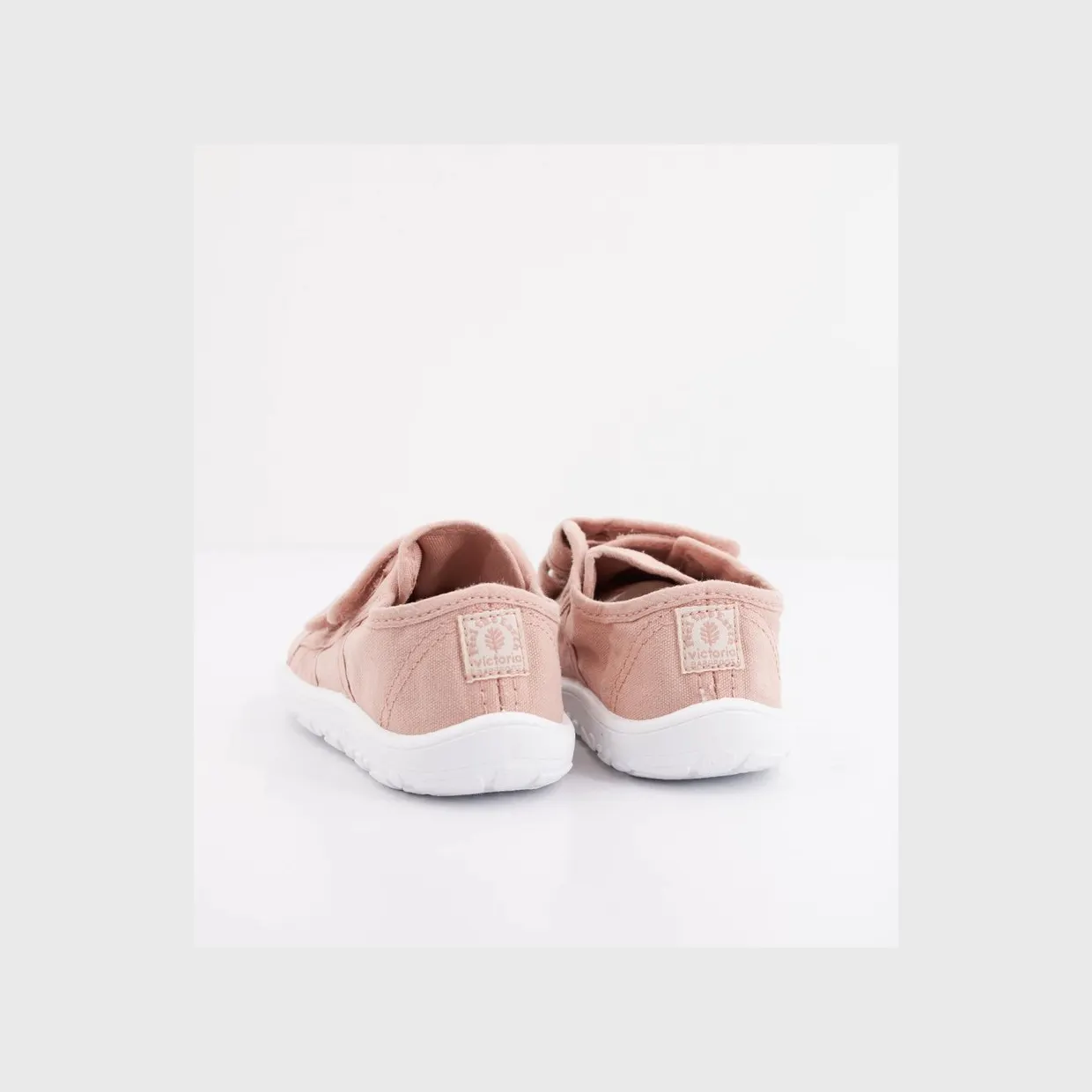 victoria-sneaker 1370111-495