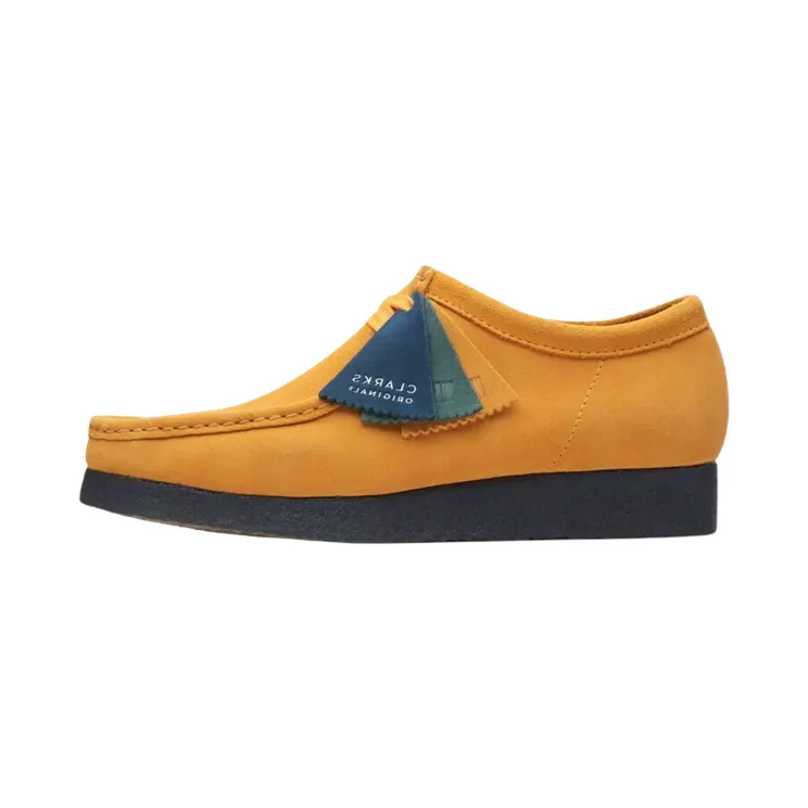 Clarks Wallabee “YELLOW / BLUE” (26168858)