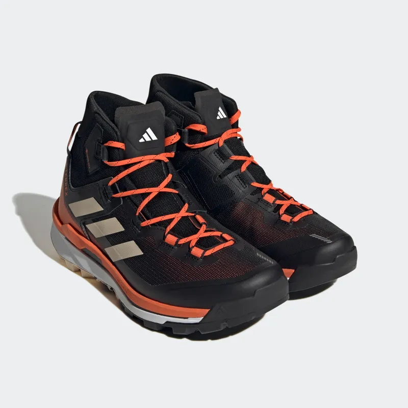 adidas Terrex Skychaser Tech GORE-TEX Hikingschoenen Core Black / Sand Strata / Impact Orange (GV9034)