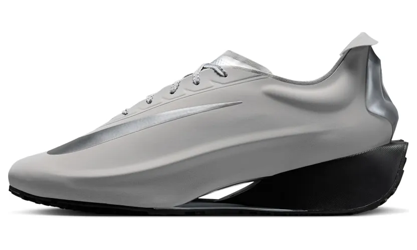 Nike First Sight HQ2409-005