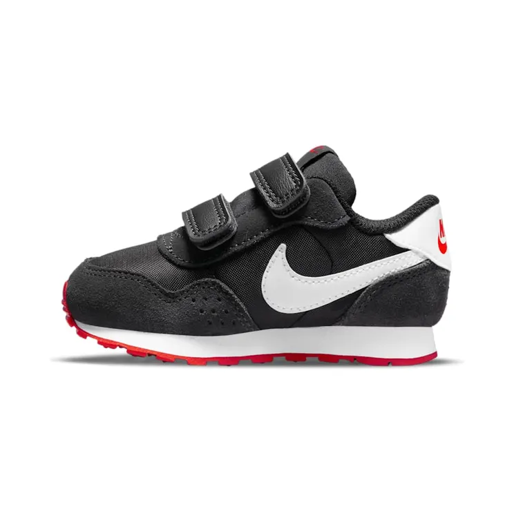 Nike MD Valiant “Black / Dark Smoke Grey / University Red / White” (CN8560-016)