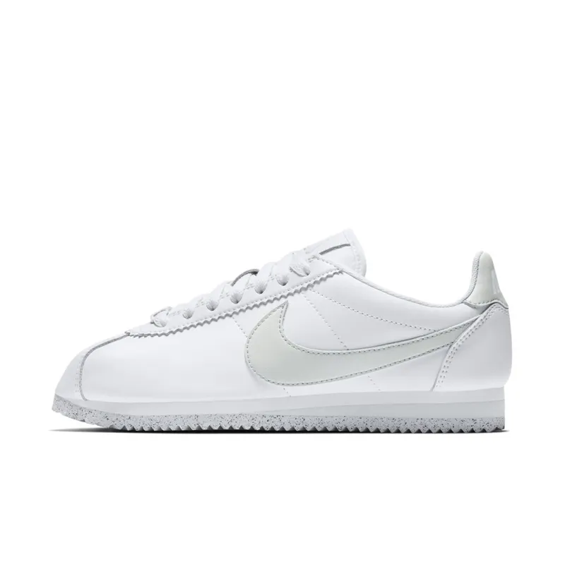 Nike Classic Cortez Flyleather White Light Silver (W) White/Light Silver-White (AR4874-100)
