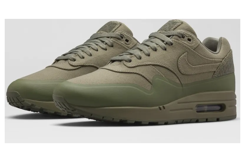 nike-air-max 704901-300