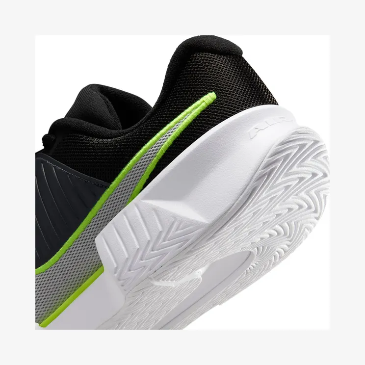 nikecourt IF7052-001