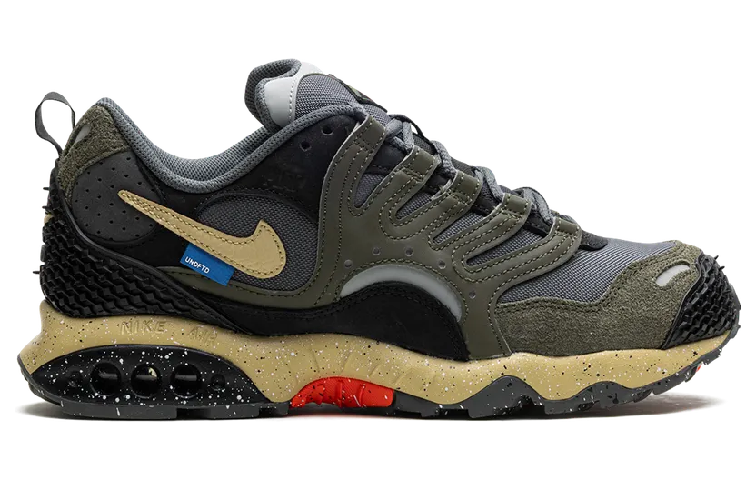 nike-air-humara FN7546-300
