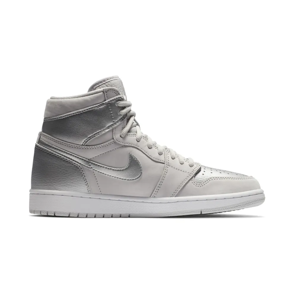 Jordan 1 Retro High CO Japan Neutral Grey (Suitcase) Neutral Grey/Metallic Silver-White (DA0382-029)