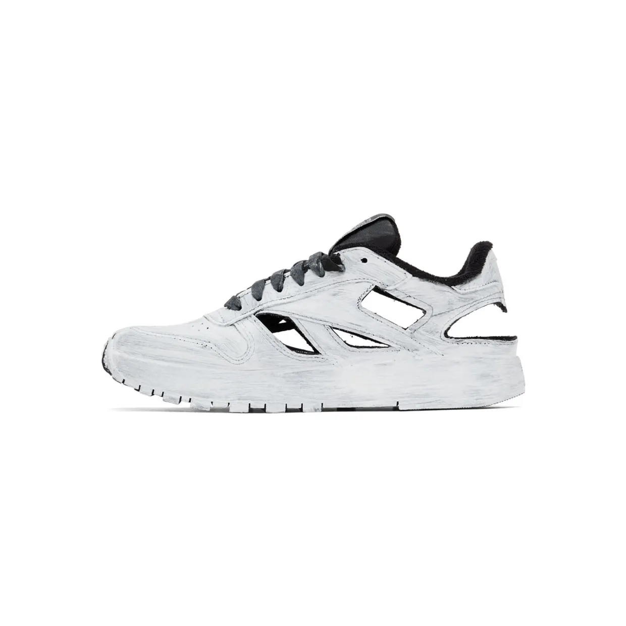 Maison Margiela White Reebok Edition Bianchetto Décoritiqué Tabi Low Sneakers (S57WS0429 P4379) (3)