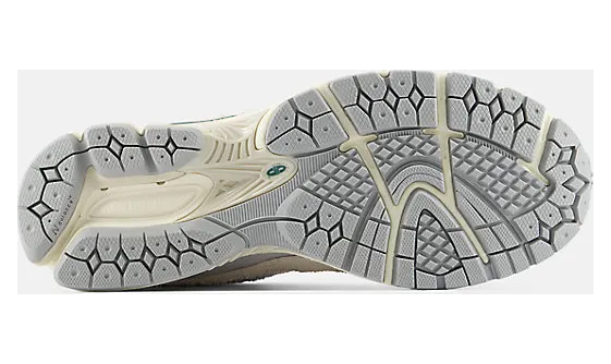 new-balance-2002r M2002REK