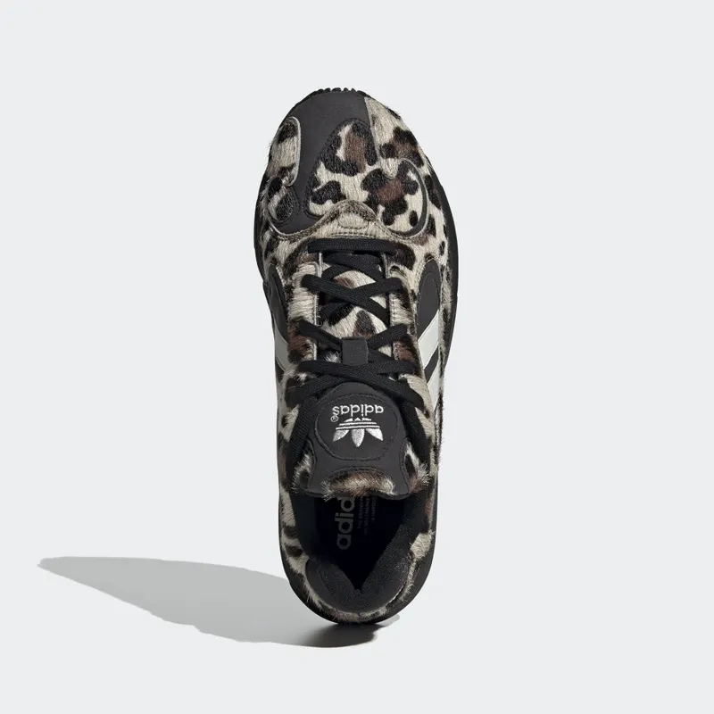 adidas Yung-1 Leopard Core Black/Off White/Simple Brown (EG8726)