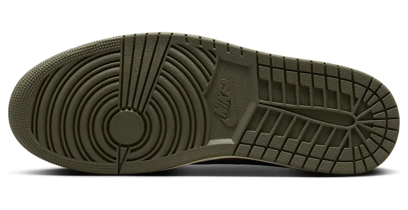 De Travis Scott Jordan 1 Low “Medium Olive” is prima — de prijskaartjes niet (2)
