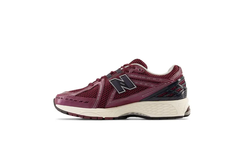 New Balance 1906R Burgundy Black (M1906RCC)