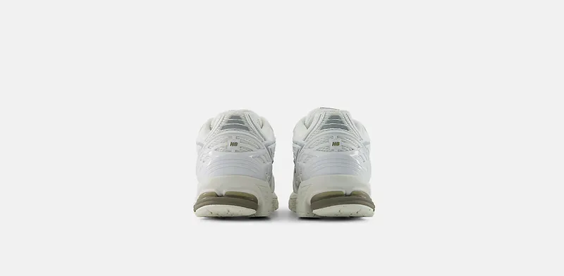 New Balance 1906R “White Arid Stone” (U1906980)