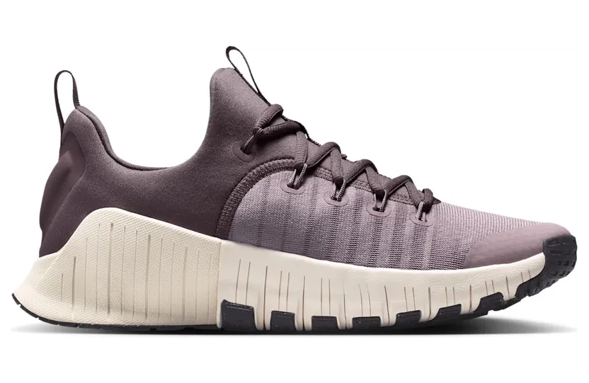 nike-free FJ7126-200