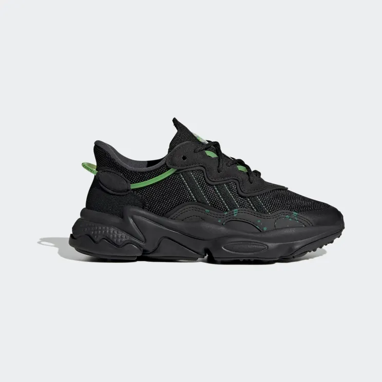 adidas OZWEEGO Core Black / Core Black / Solar Green (HQ1637)