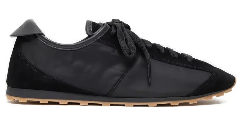 Jacquemus mit Wildledereinsätzen “Black” (FOM00175AW00687)