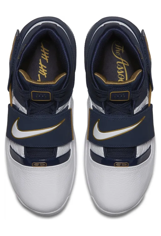 nike-zoom AO2088-400