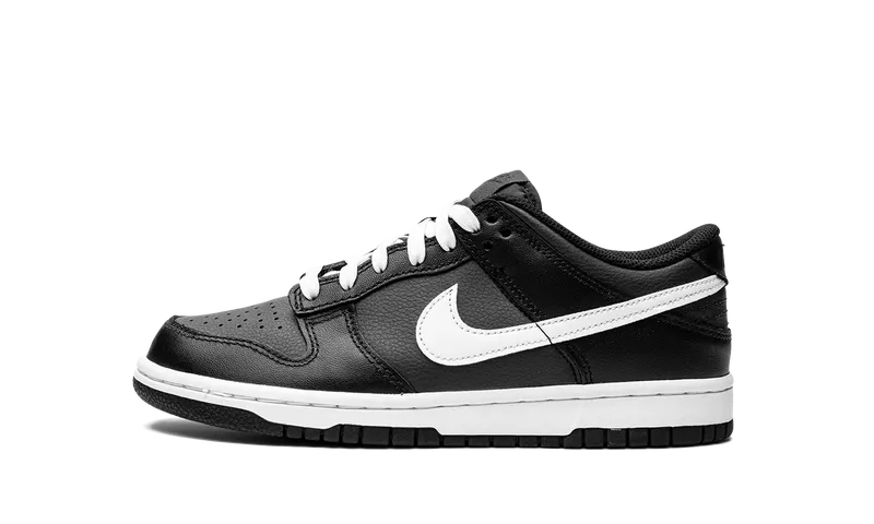 Nike Dunk Low Older Kids’ Black (DH9765-002)