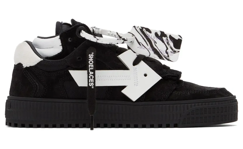 Off-White Floating Arrow “Black” (OWIA181F21LEA0011001)