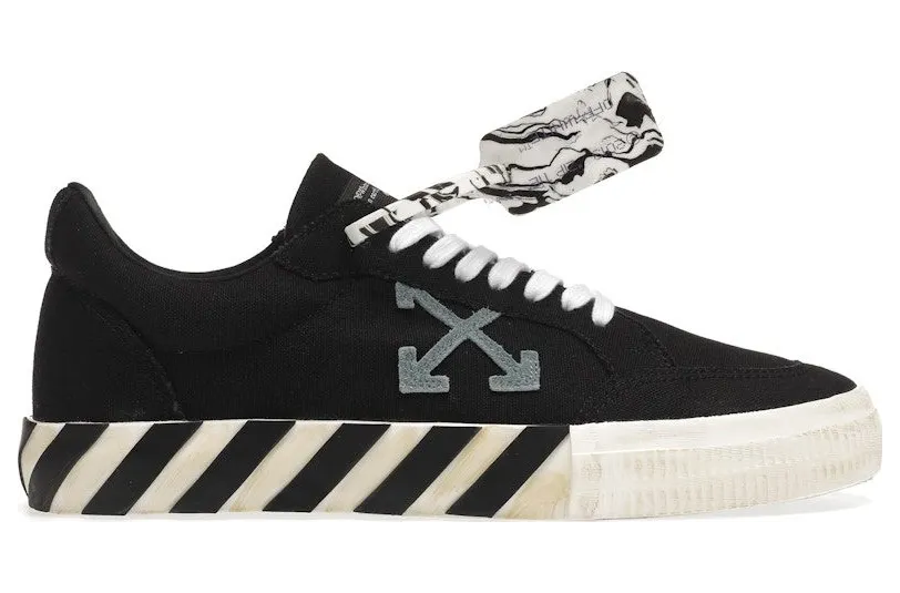 OFF-WHITE Vulc Low Black Light Blue Arrow (OMIA085F21FAB0011045)