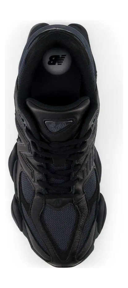 New Balance 9060 “Black”: Maximalismus in der sichersten Farbe (3)
