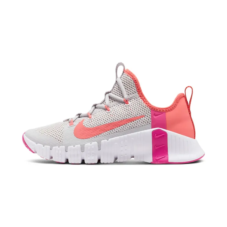 Nike Free Metcon 3 ‘Vast Grey Fire Pink’ “Vast Grey / White / Fire Pink / Magic Ember” (CJ6314-068)