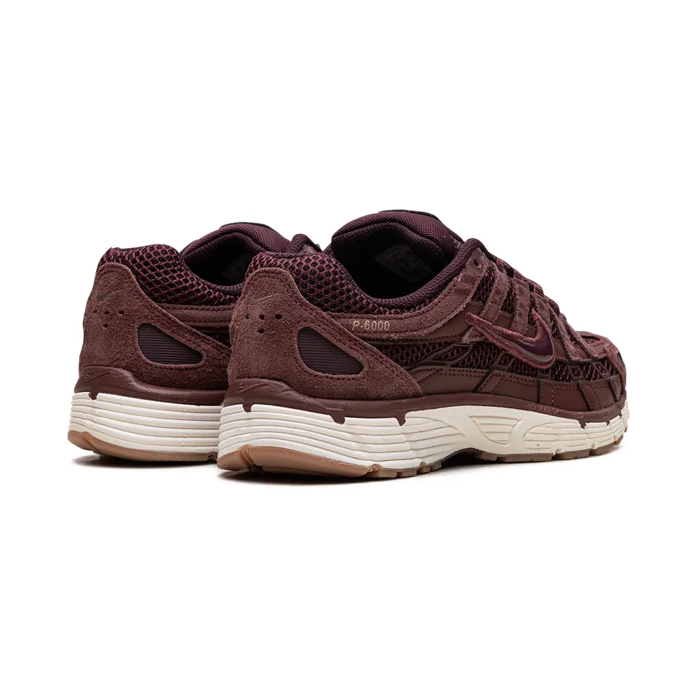 Nike P-6000 SE “Dark Pony Metallic Gold” (HF0015-200)