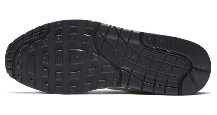 nike-air-max AH8145-011