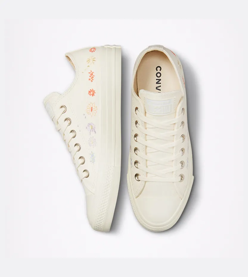 converse-chuck-taylor-all-star A01595C