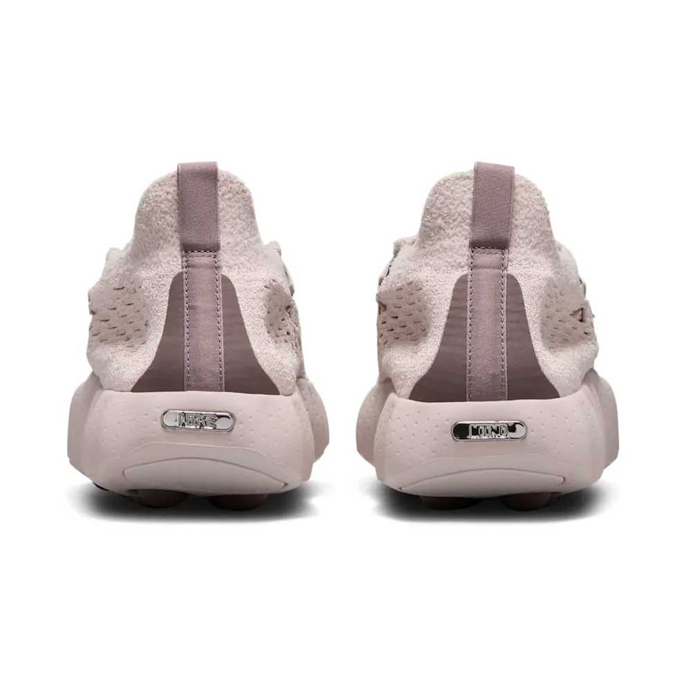 Nike Mind 002 Flyknit – “Sanddrift / Plum Eclipse / Light Orewood Brown / Fossil Rose” (IR2176-101)