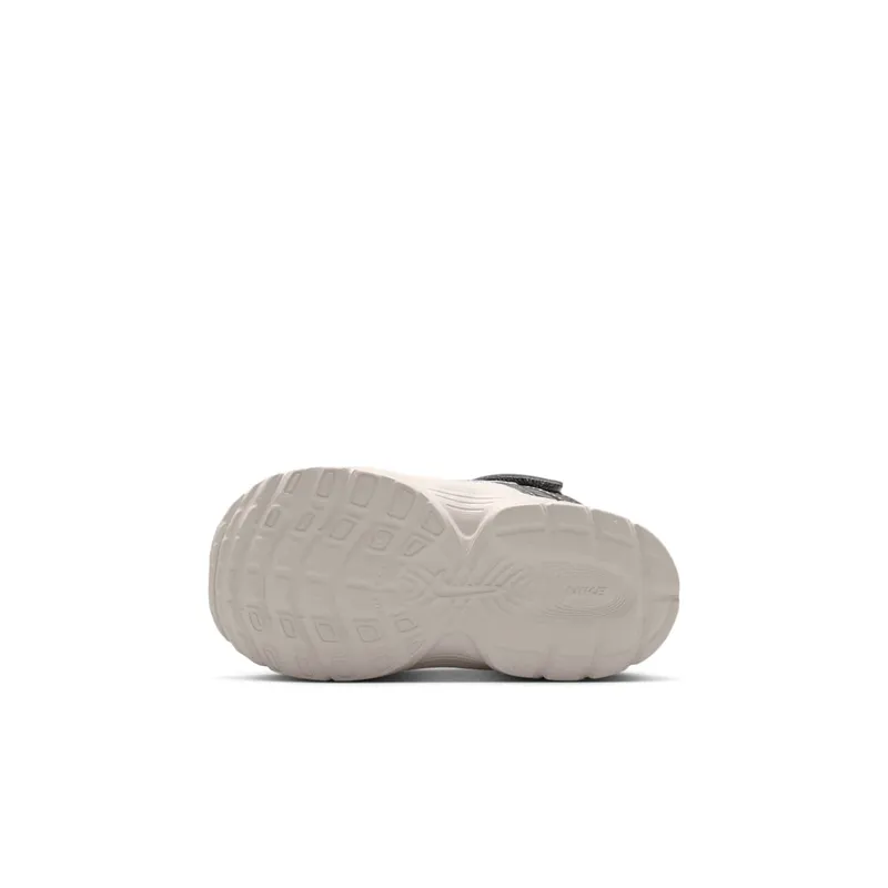 Nike V5 RNR TD “Phantom Pencil Point” (HQ6413-003)