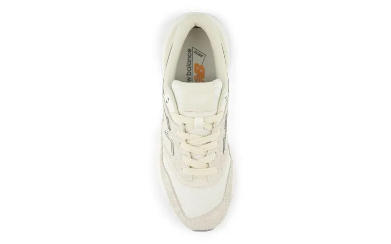 New Balance 997R Sea Salt Linen (U997REH)