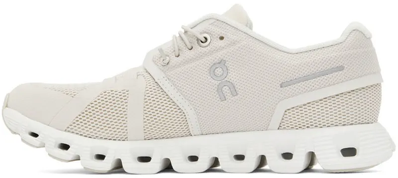 On Off-White Cloud 5 (59.98773)