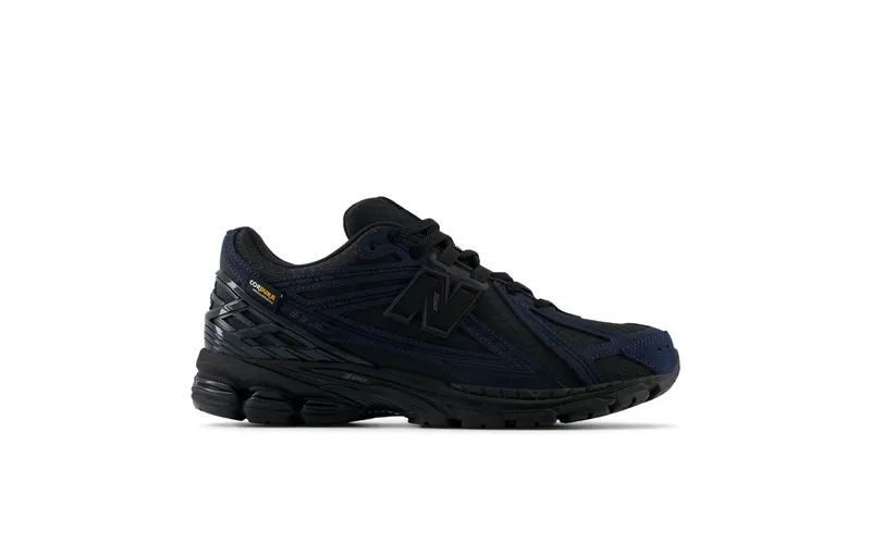 New Balance 1906R “Outerspace/Black/Black” (M1906RWE)