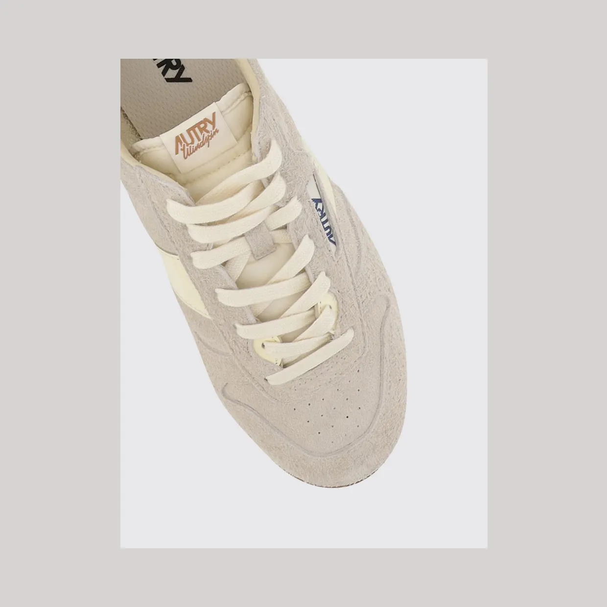 Autry Windspin Suede Sneakers Beige (WSLMUB01) (2)