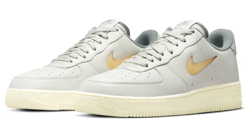 nike-air-force DC8894-001