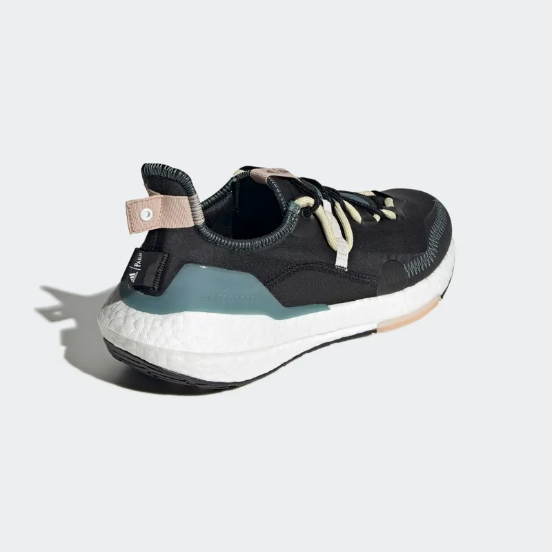 adidas Ultraboost 21 x Parley Carbon / Orbit Grey / Sandy Beige (GX1244)