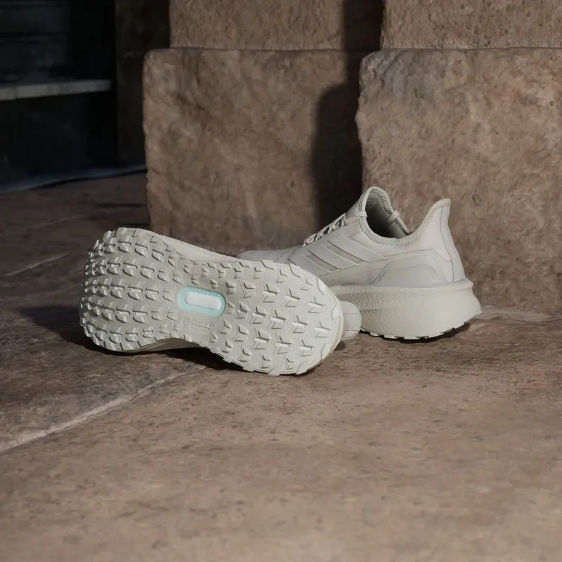 adidas Ultra Boost 5 Gore-Tex Beige Semi Flash Aqua (JQ5373)