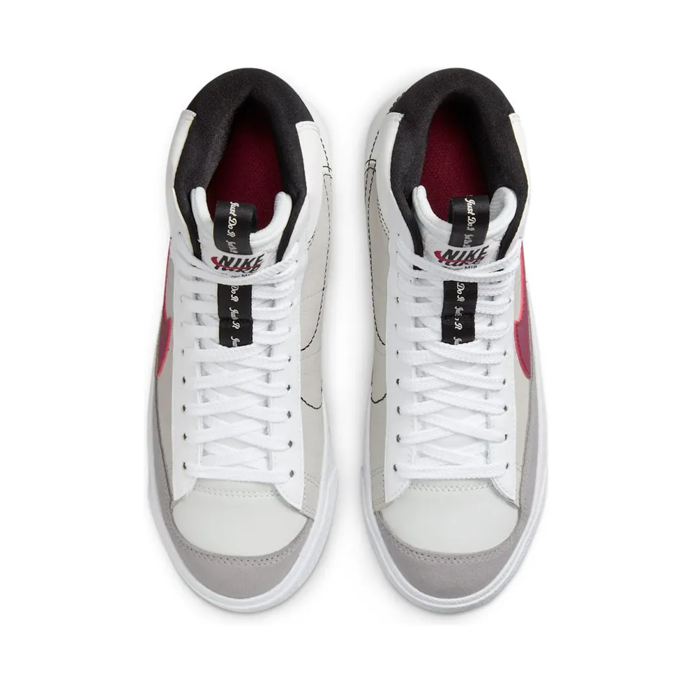 Nike Blazer Mid ’77 SE Dance Older Kids’ White (DH8640-101)