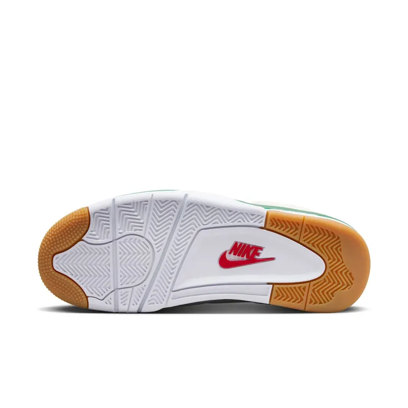 Air Jordan 4 Retro SB “Pine Green” (DR5415-103)