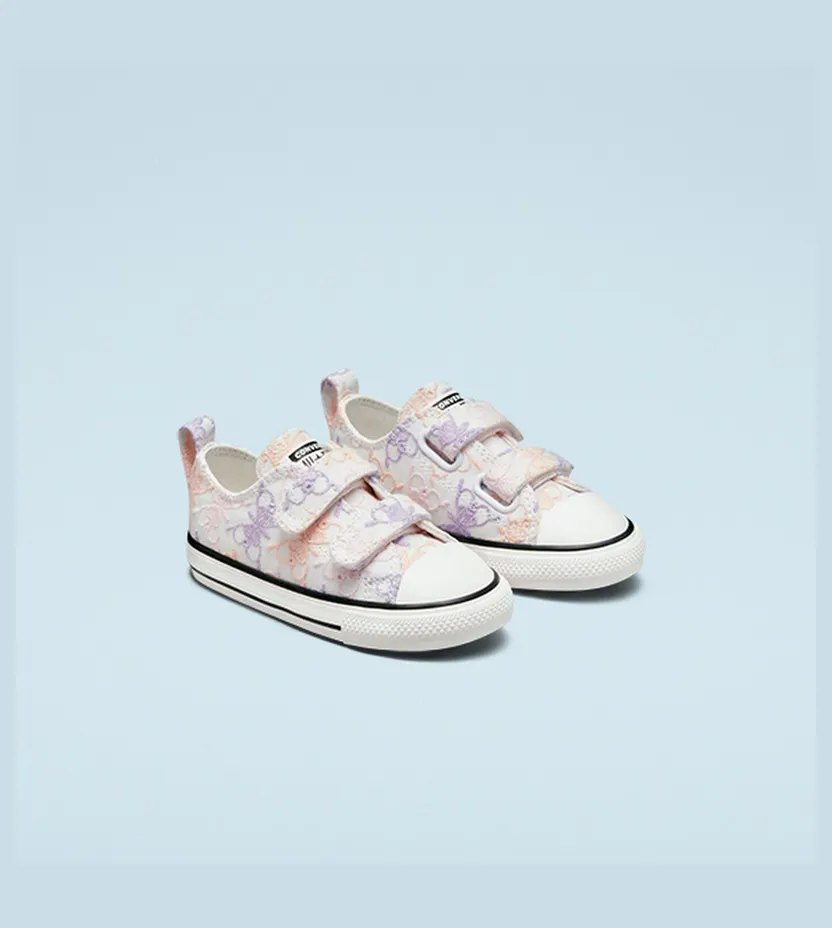 converse-chuck-taylor-all-star A01618C