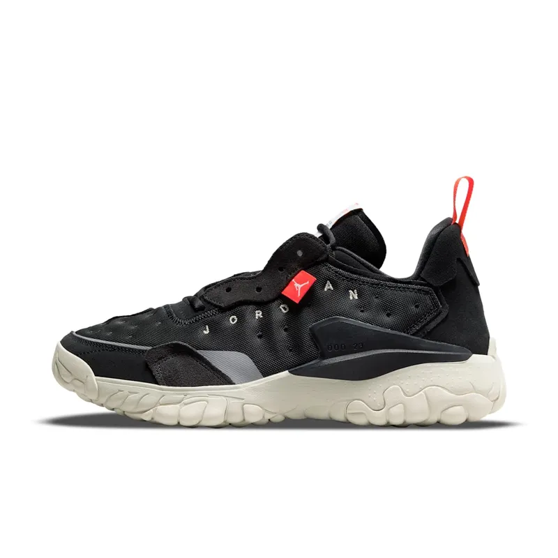 Jordan Delta 2 Black Infrared (CV8121-012)