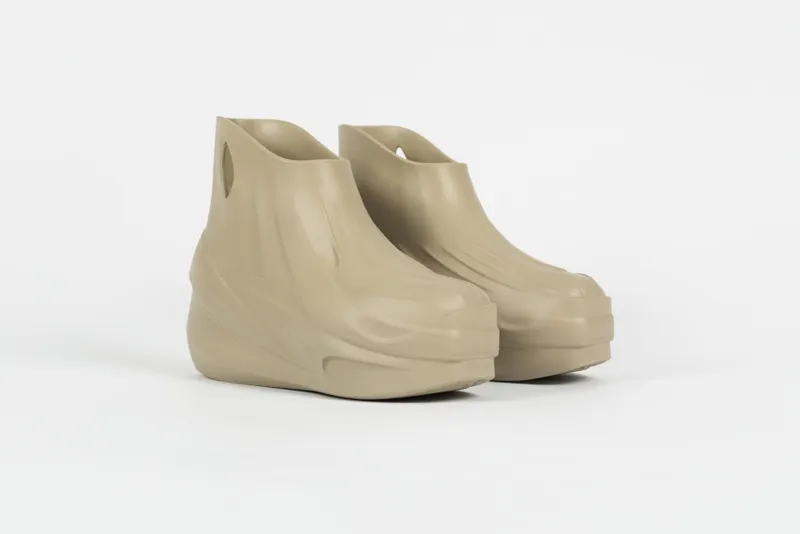 1017 ALYX 9SM MONO BOOT – 40 (AAUBO0071OT01-BEI)